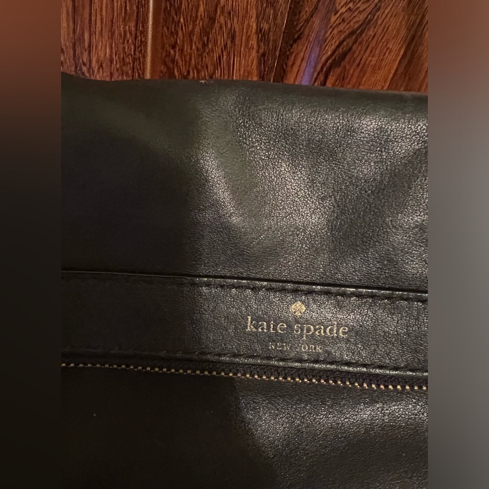 Kate Spade 100% Black Cowhide Leather Crossbody, good condition - Picture 2 of 13